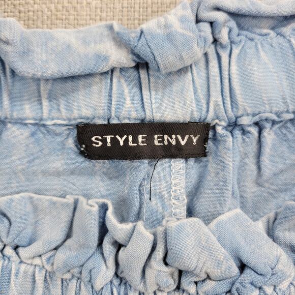 Style Envy Women Dress Size S Blue Chambray Off The Shoulder Floral Embroidered - Picture 2 of 9
